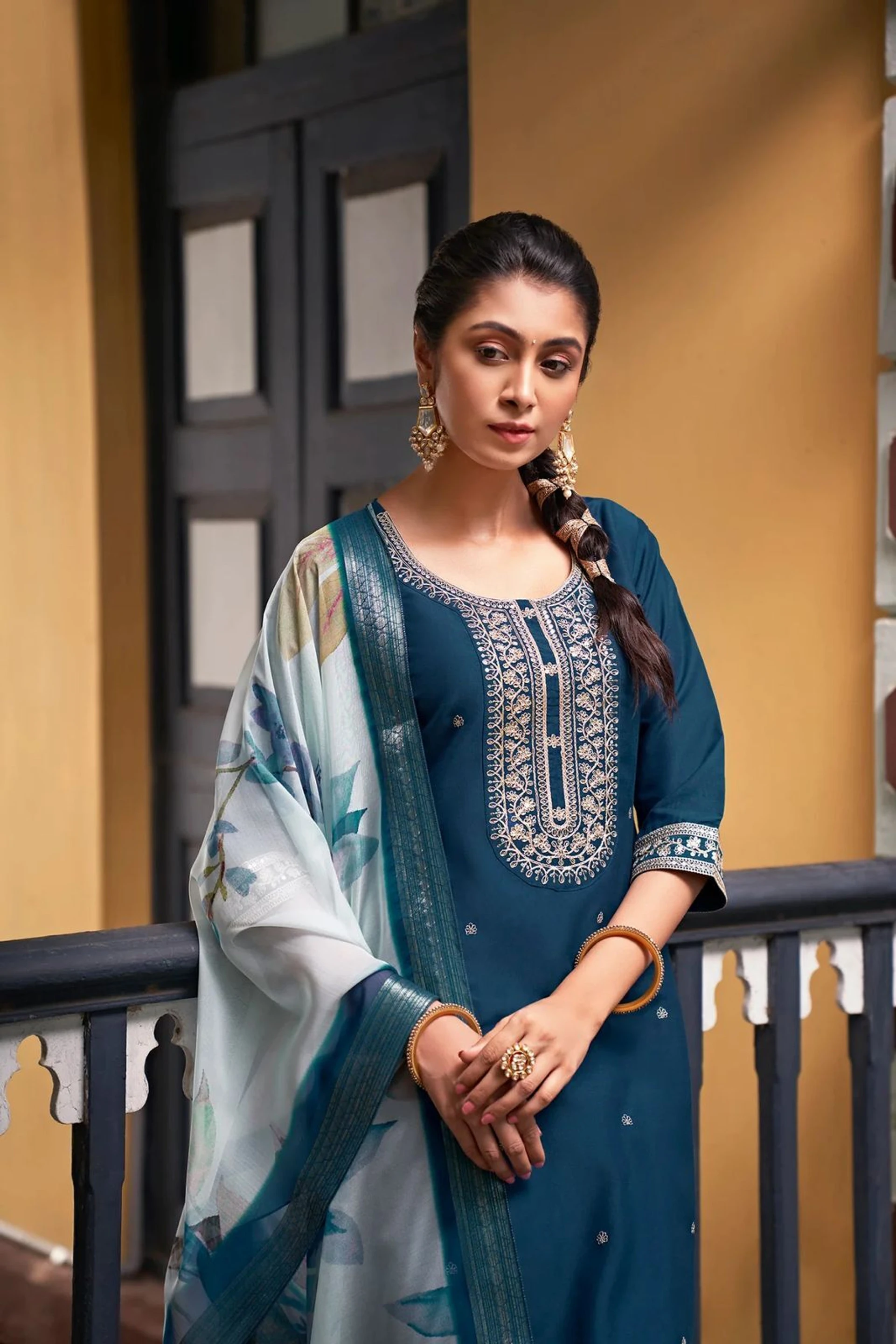 Hetvi Creation Embroidered Kurta, Trouser/Pant & Dupatta Set