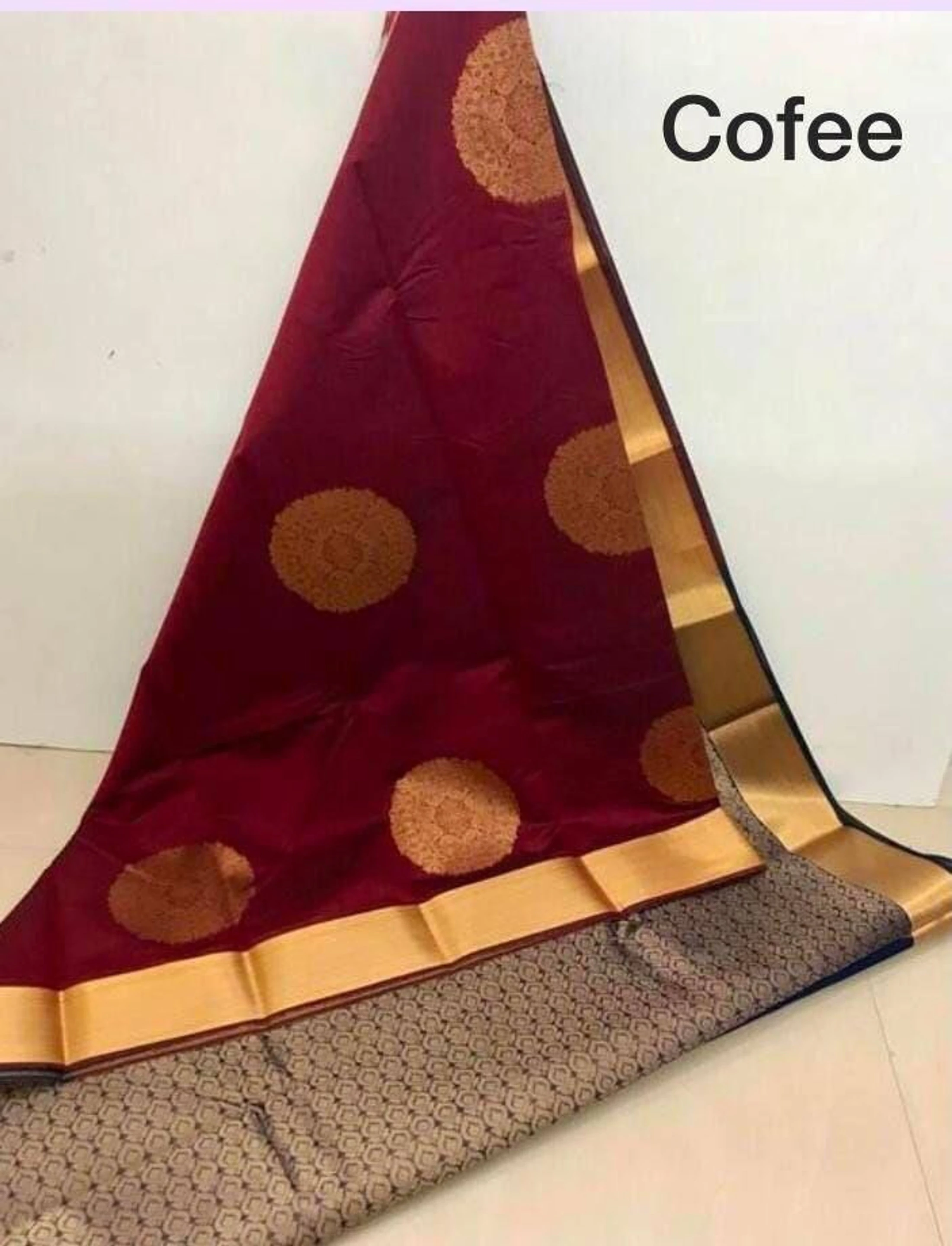 HETVI FASHIONS Woven Kanjivaram Art Silk, Pure Silk Saree (Brown)
