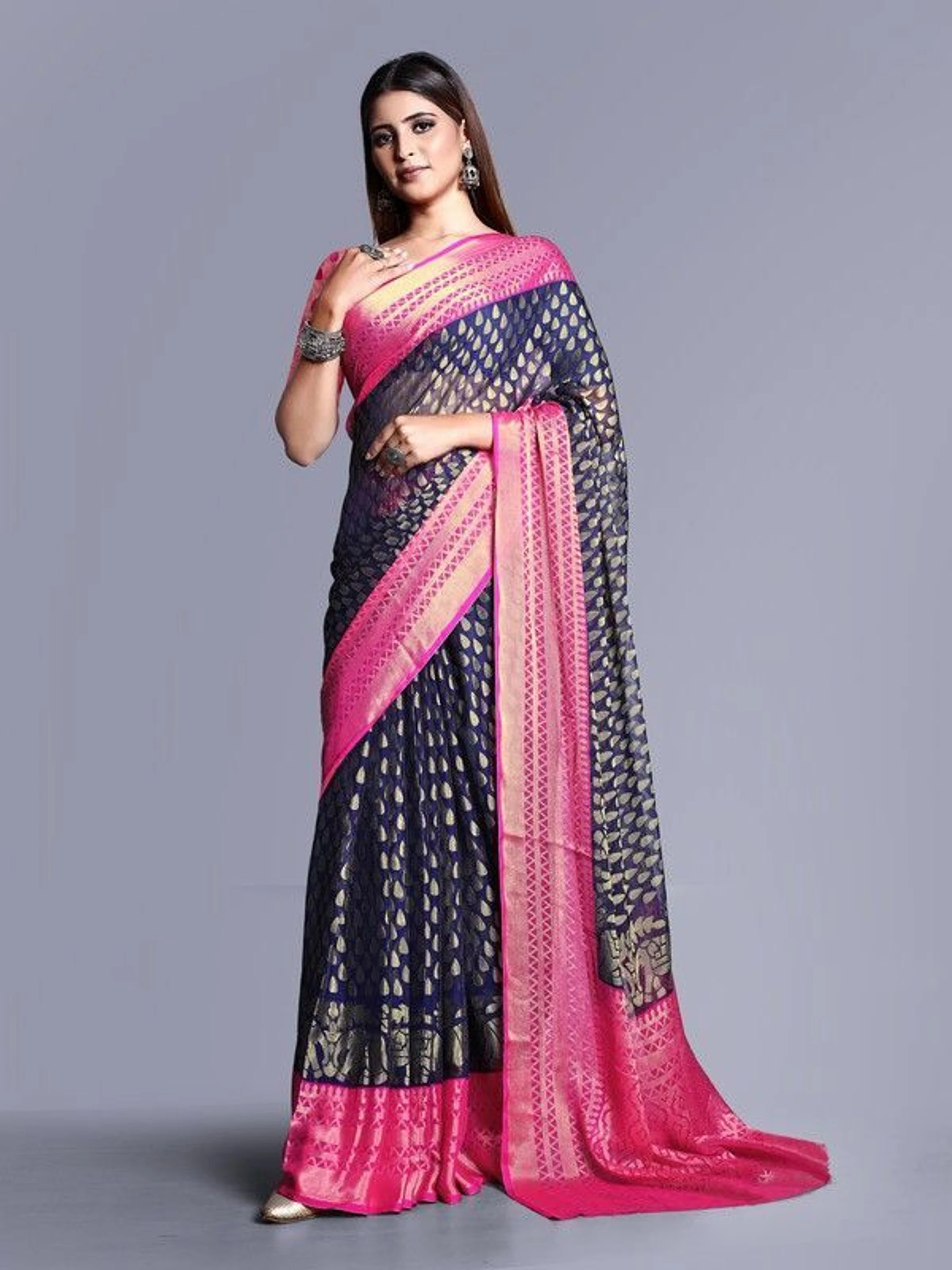 hetvi Printed Bollywood Brasso Saree (Dark Blue, Pink)