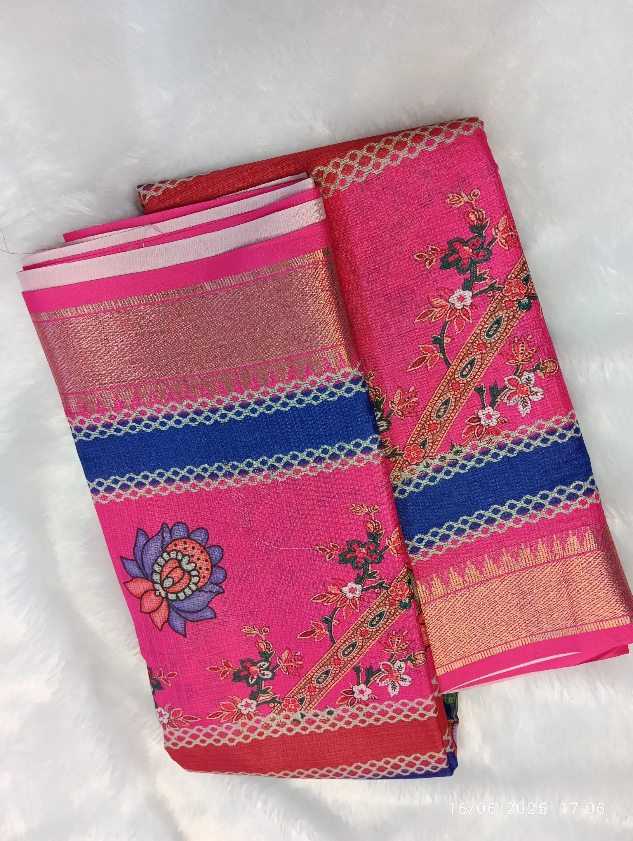 HETVI FASHIONS Floral Print Baluchari Tussar Silk Saree (Blue)