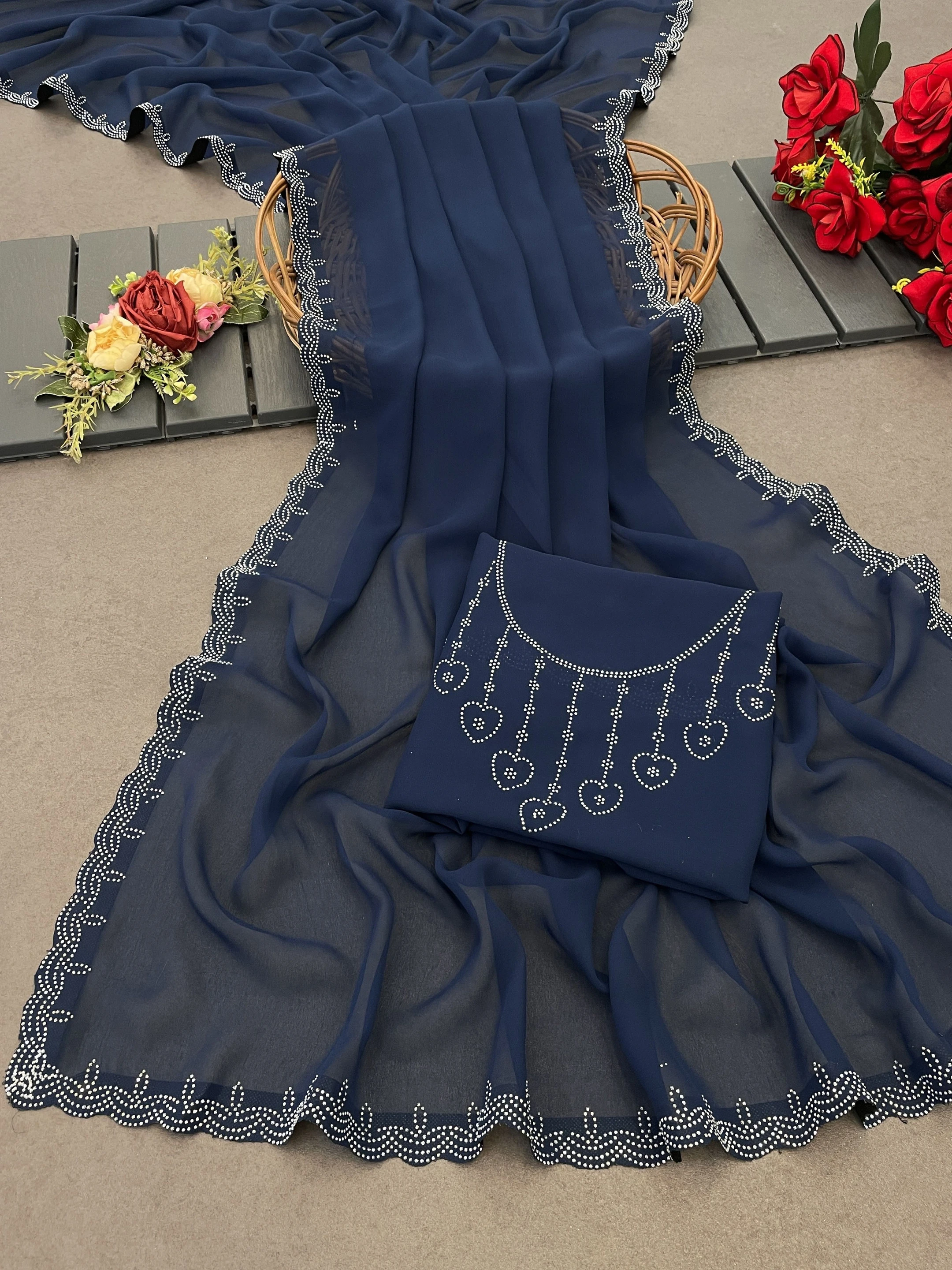 HETVI FASHIONS Solid/Plain Bollywood Georgette Saree (Dark Blue)