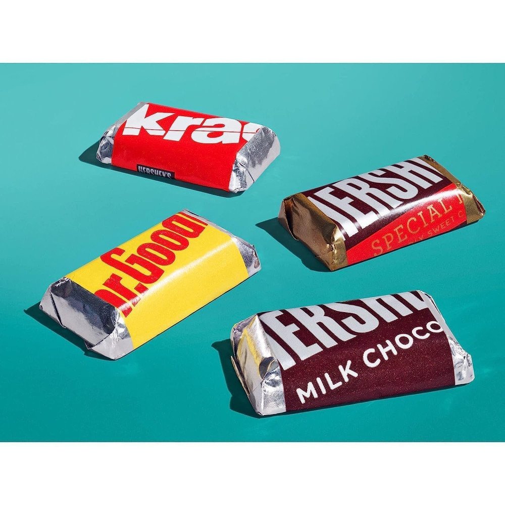Hershey Miniatures Assorted Chocolate Candy, 226gm