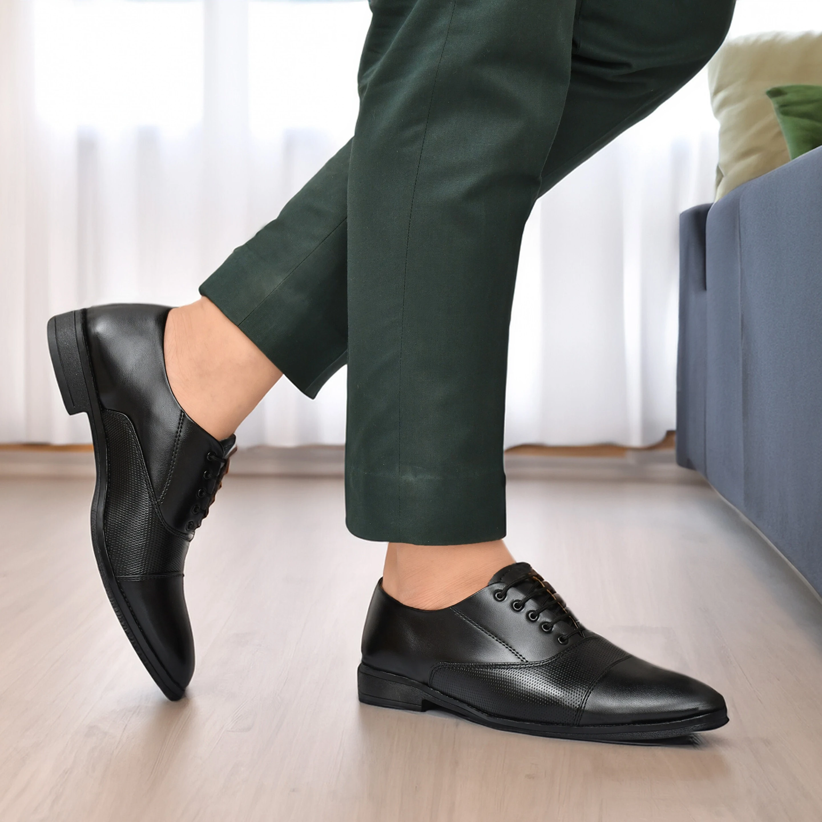 Black Office Wear & Party Wear Semi Formal shoes Lace Up For Men