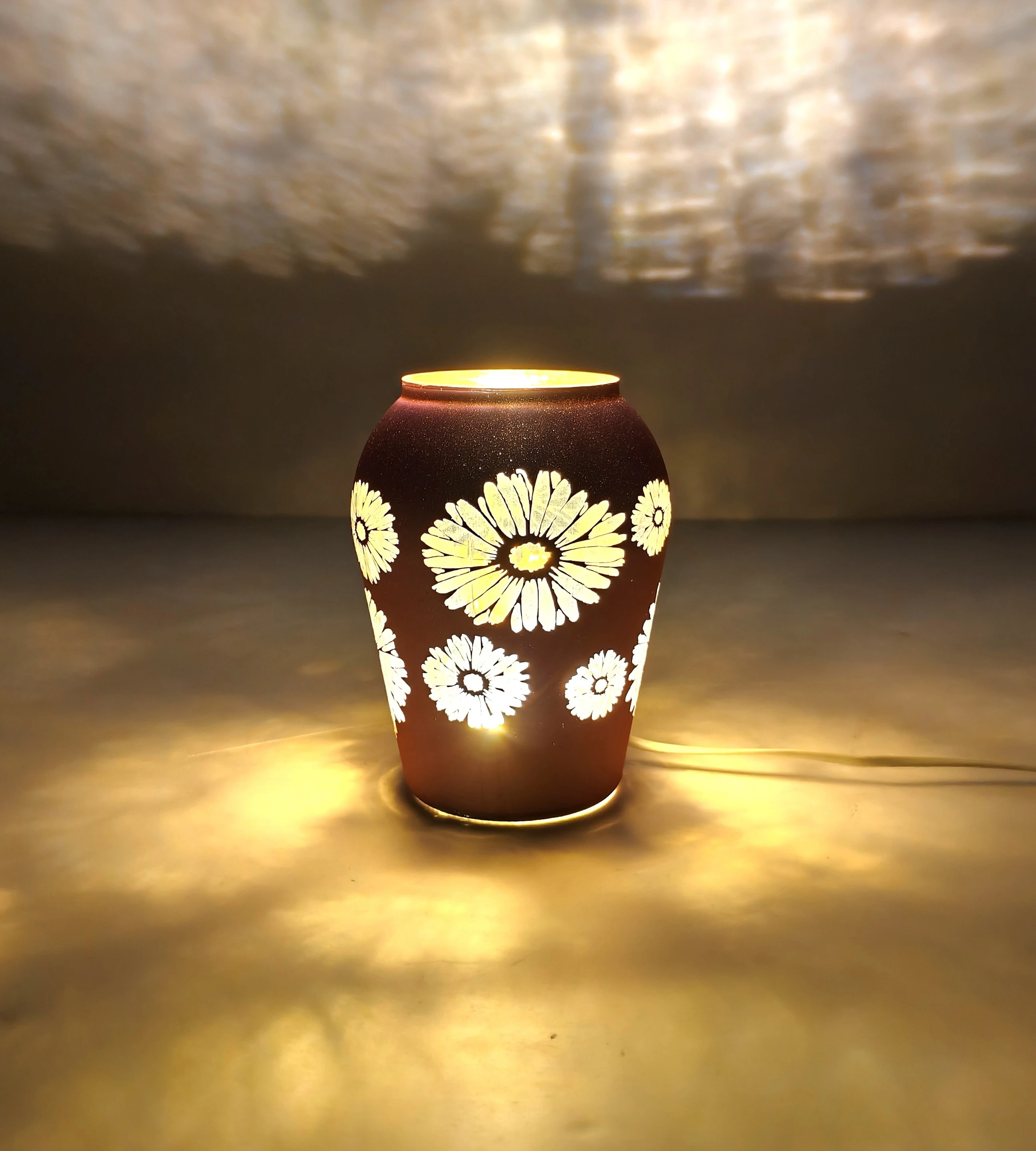 MSG071 Glass Vase (6 inch, Pink)