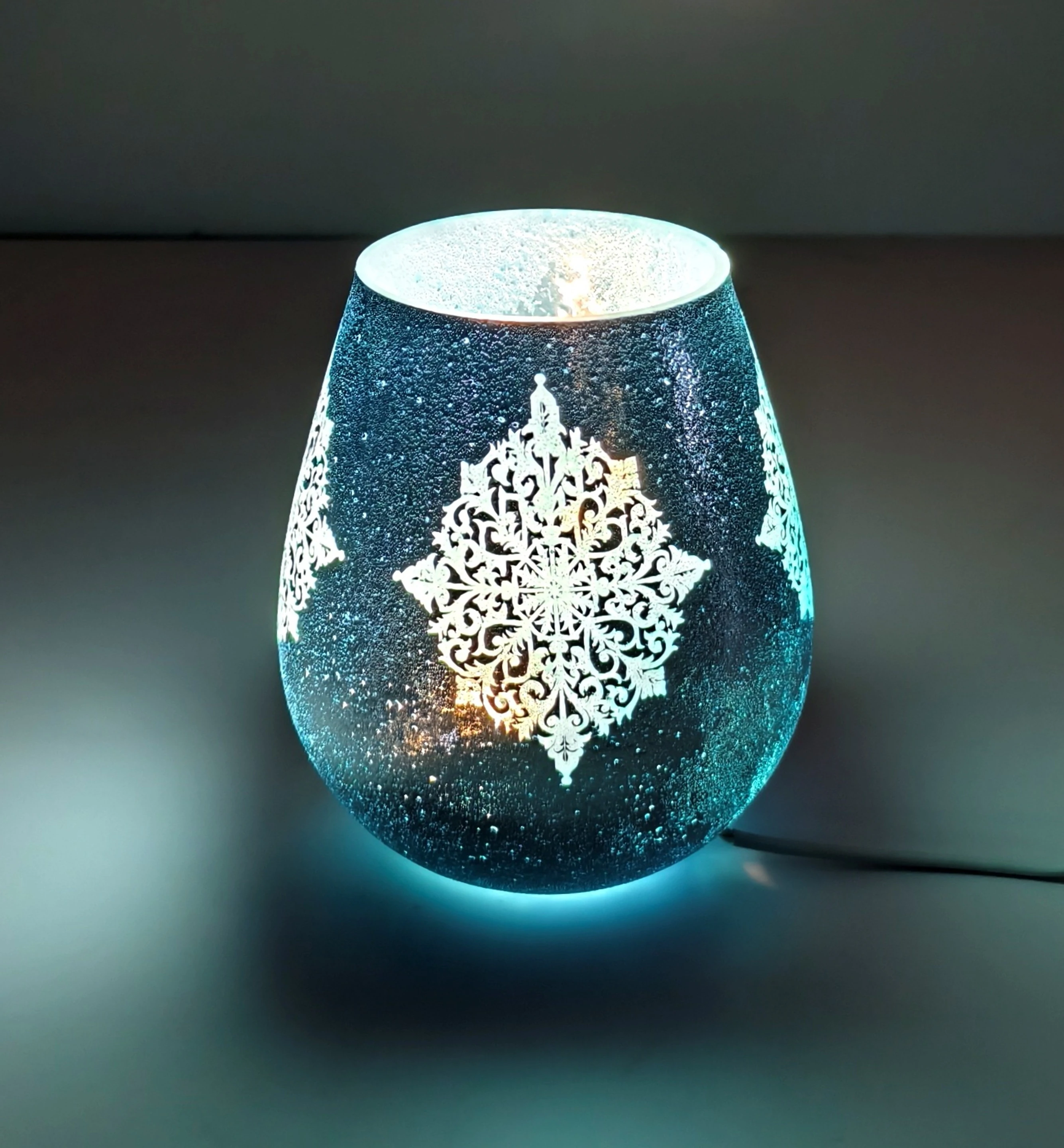 MSG053 Glass Vase (6 inch, Blue)