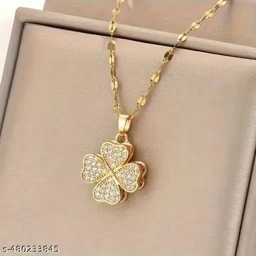 New fashionable and durable golden stainless steel chain necklace for men and women, multifunctional 4-piece heart-shaped inlaid pearl women's necklace