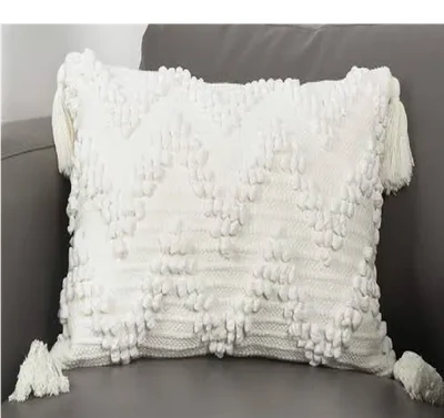 White Color Cotton Tufted Cushion