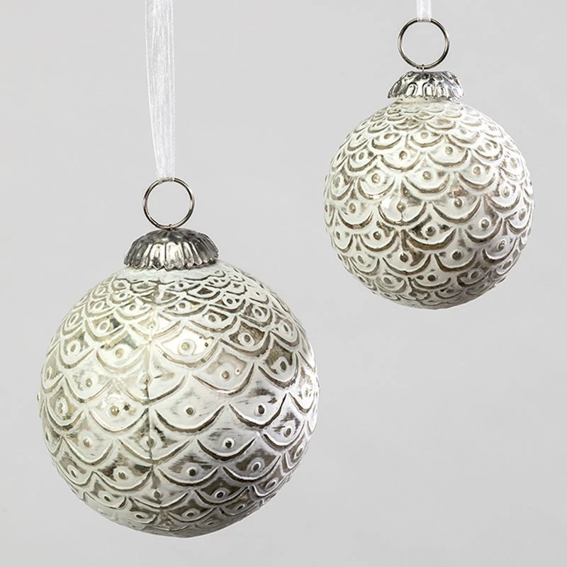 White /Silver Christmas Decorations