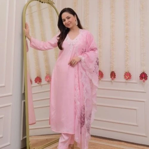 Light Pink Viscose Chanderi Embroidered Ladies Kurta Set