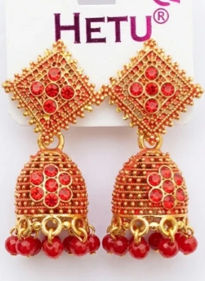 Sajdacommerce Minimalist Pearl Safety Pin Statement