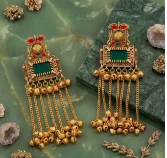 Sajdacommerce Minimalist Pearl Safety Pin Statement